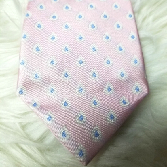 Club Room soft pink blue and white tie - Picture 2 of 6